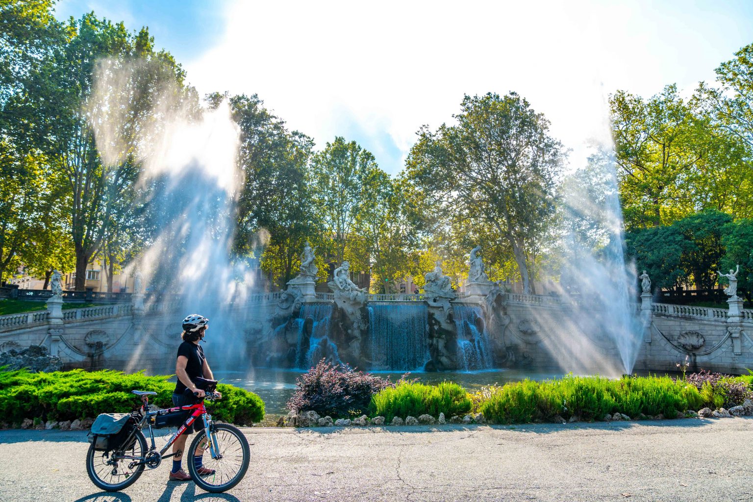 attraversare l'europa in bicicletta